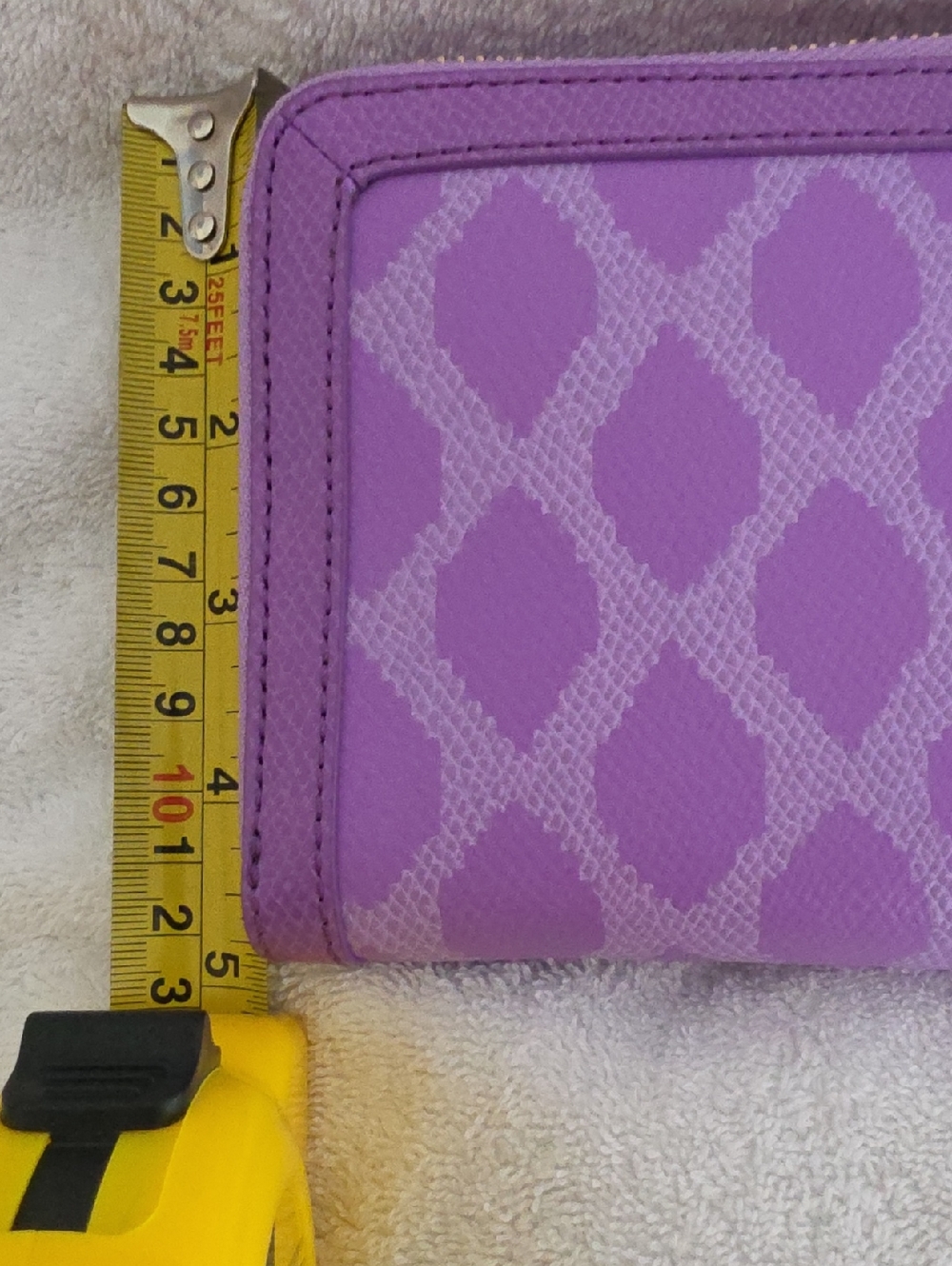 Vera Bradley Lavender Purple Patterned Clutch with Gold Hardware - Picture 6 of 6